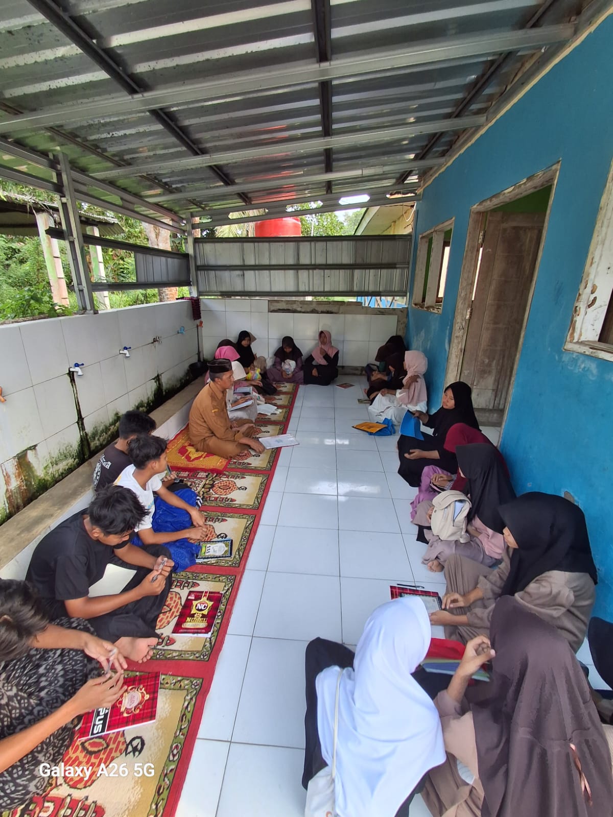 SMP NEGERI 2 BANDUNG — Rohani Islam (Rohis)